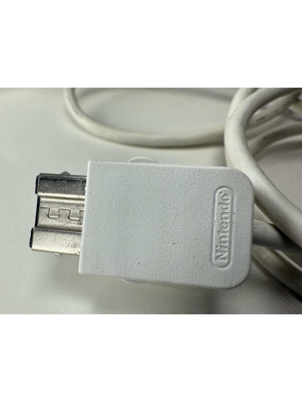 GENUINE NINTENDO WII WII U ACCESSORIES CONSOLES GAMECUBE NUNCHUCKS CONTROLLERS! - Picture 3 of 3